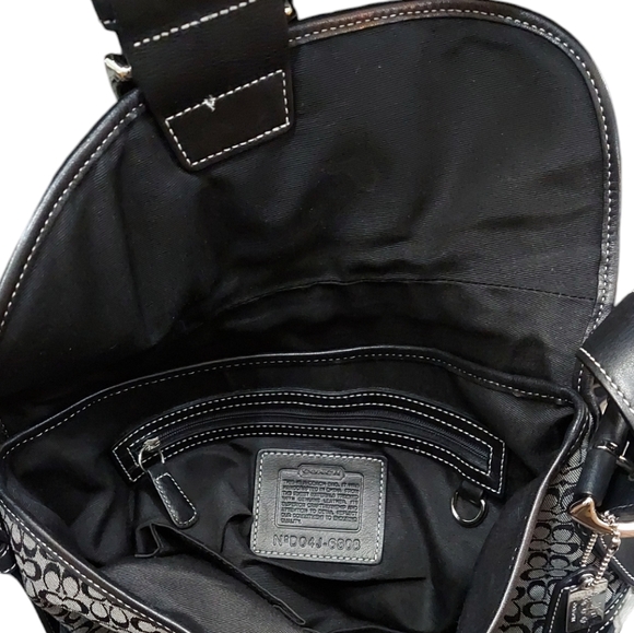 Coach Soho Signature Small C Hobo Gently Loved - Picture 7 of 12